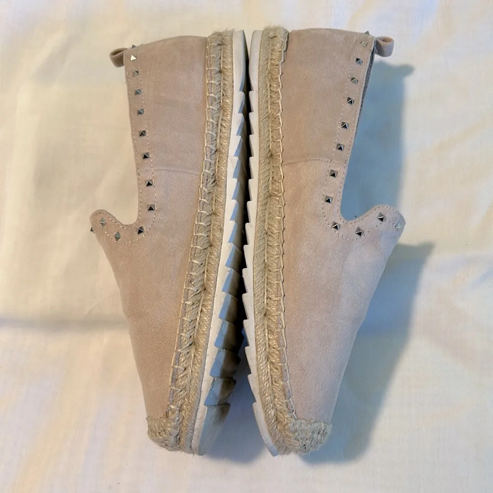 Ladies Marc Fisher Pink Suede Rockstud Espadrilles Size 9.5
